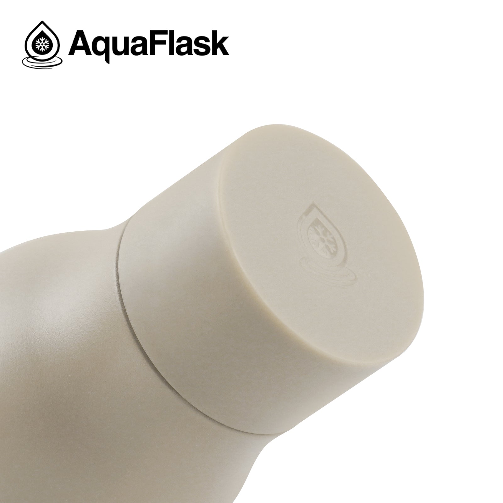 Botellas de agua aisladas de la Colección Flow de Aquaflask mostradas en varios colores y tamaños