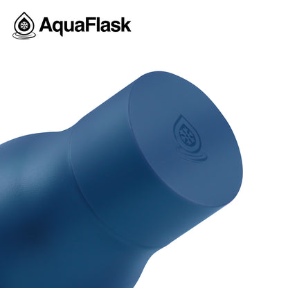 Botellas de agua aisladas de la Colección Flow de Aquaflask mostradas en varios colores y tamaños