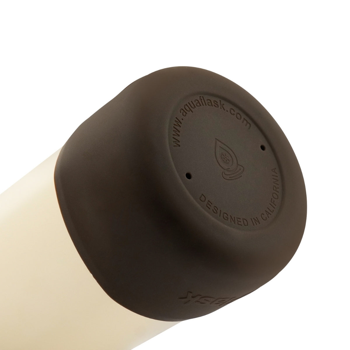 Botella de agua de acero inoxidable con aislamiento de la colección Colorwave de AquaFlask en color Honey Comb, con acabado degradado suave, tapa de rosca con asa de transporte y base de silicona, fotografiada sobre fondo blanco