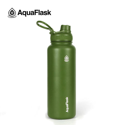 Colección Original de Aquaflask de botellas de agua aisladas mostradas en varios tamaños y colores